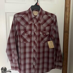 Wrangler Red Casual Button Down Shirt Classic Western Style